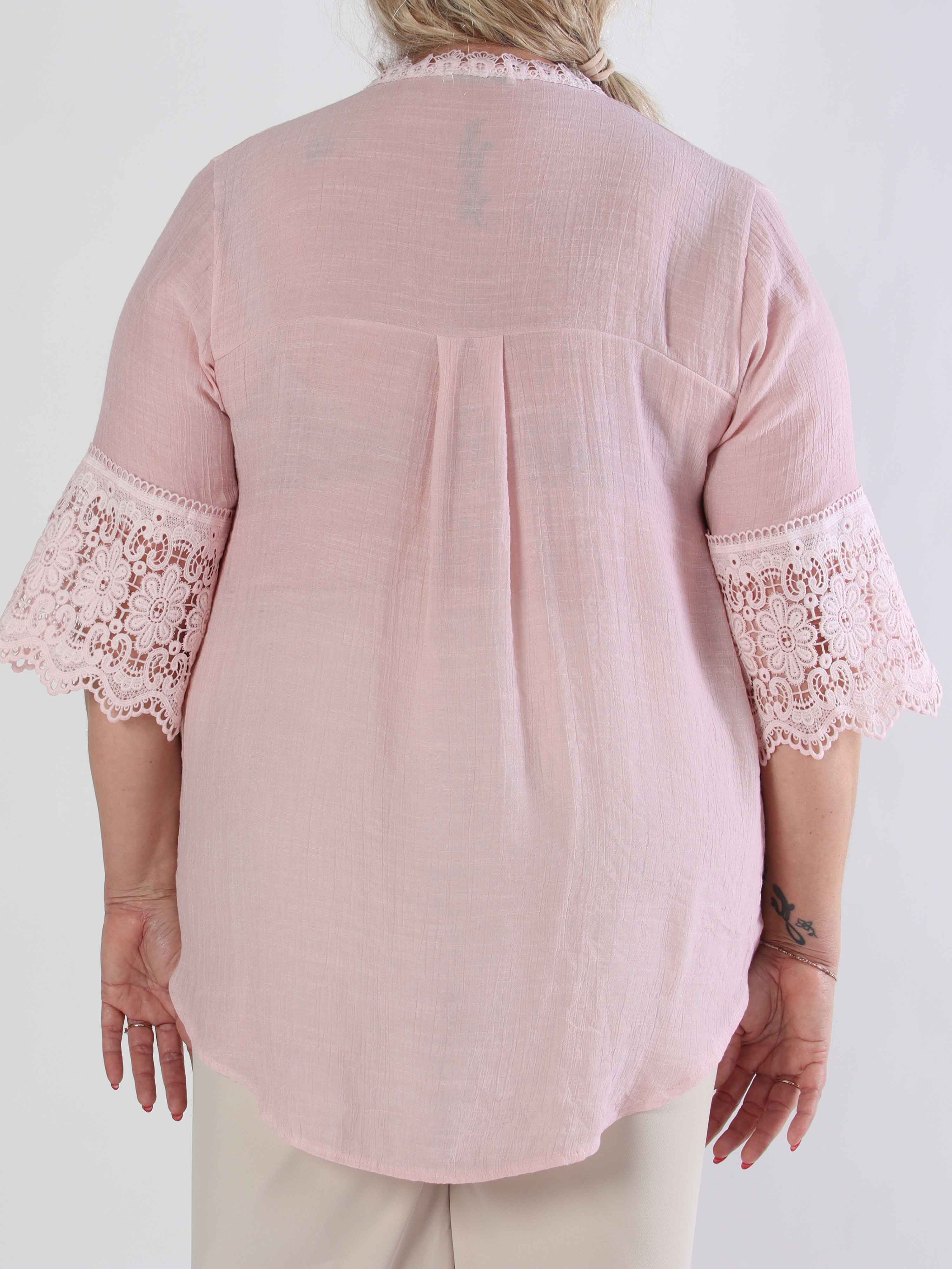 Alva - Sød plus size tunika med søde broderede ærmer